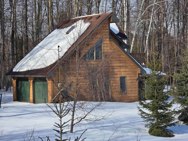3 Hidden Creek Drive, Marquette, MI 49855