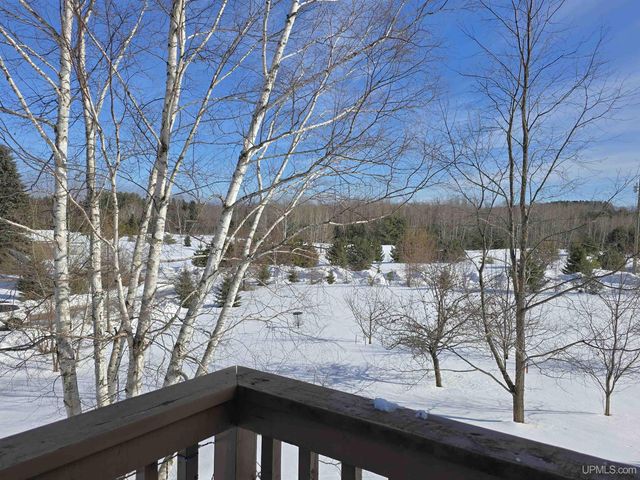3 Hidden Creek Drive, Marquette, MI 49855