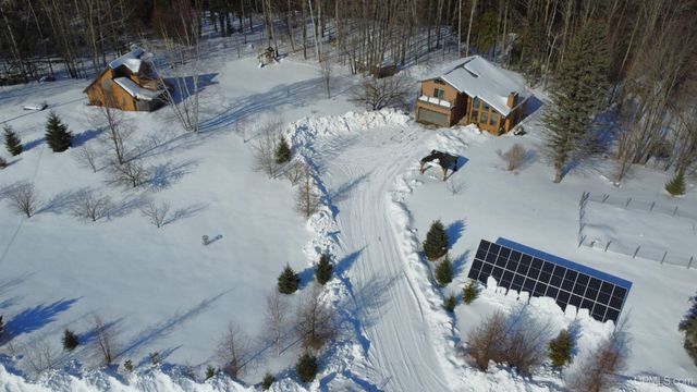 3 Hidden Creek Drive, Marquette, MI 49855