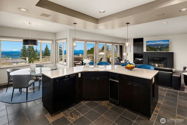 16812 SE 58th Place, Bellevue, WA 98006