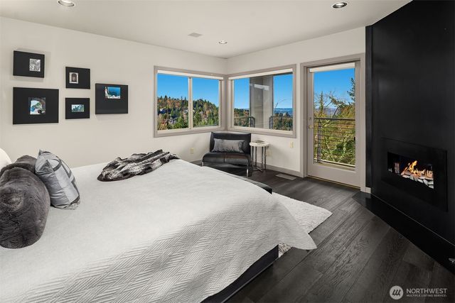 16812 SE 58th Place, Bellevue, WA 98006