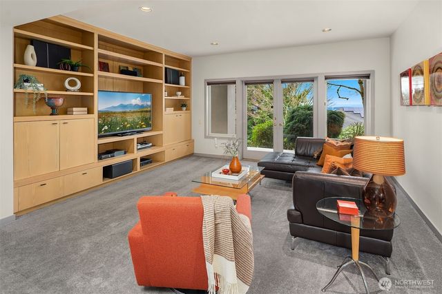 16812 SE 58th Place, Bellevue, WA 98006