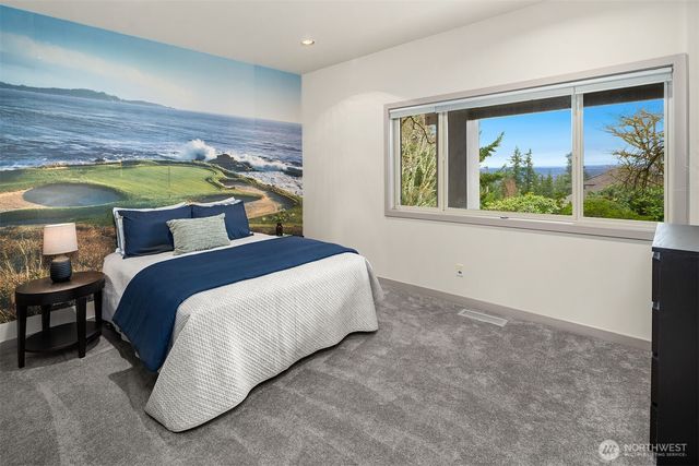 16812 SE 58th Place, Bellevue, WA 98006