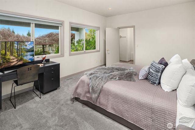 16812 SE 58th Place, Bellevue, WA 98006