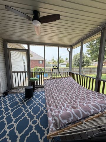 148 Stanley Dr, Gallatin, TN 37066