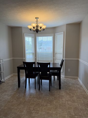 148 Stanley Dr, Gallatin, TN 37066