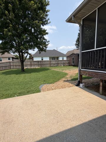 148 Stanley Dr, Gallatin, TN 37066