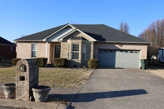 148 Stanley Dr, Gallatin, TN 37066