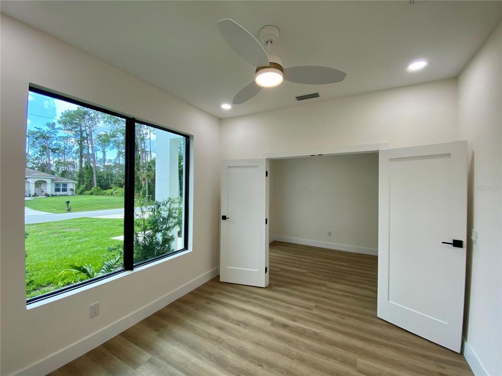 Image 12 of property listing at 3616 BELLEFONTE AVENUE, North Port, FL 34286
