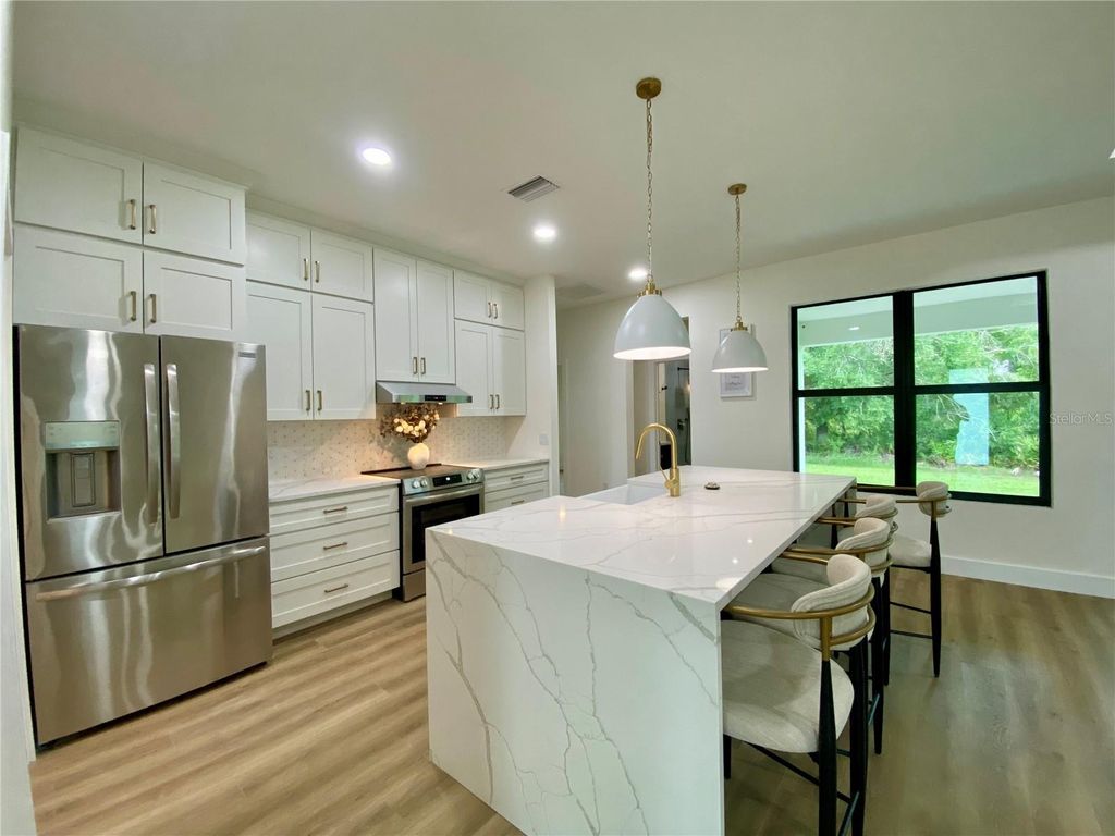 Image 13 of property listing at 3616 BELLEFONTE AVENUE, North Port, FL 34286