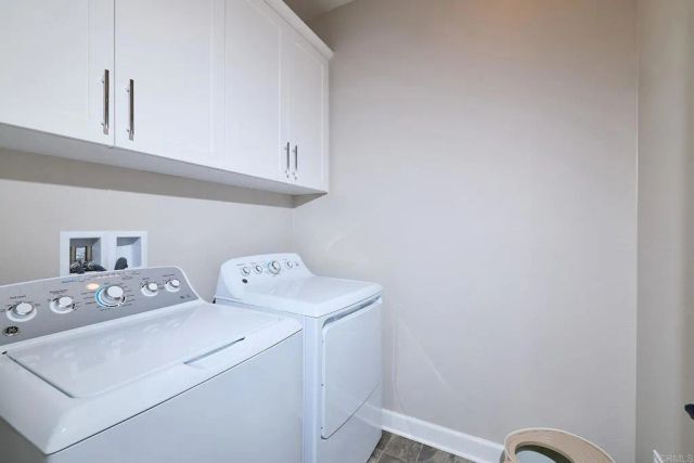 1065 Delpy View, Vista, CA 92084