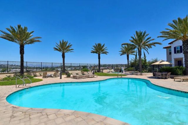 1065 Delpy View, Vista, CA 92084