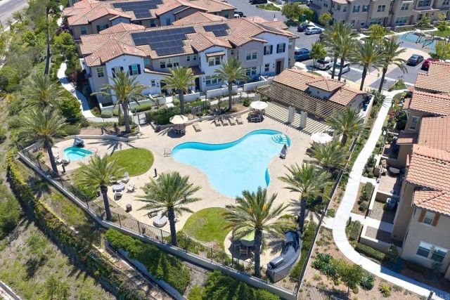 1065 Delpy View, Vista, CA 92084