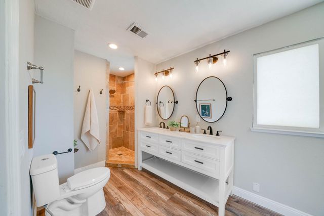1761 Kelly Ln, Newcastle, CA 95658