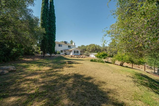 1761 Kelly Ln, Newcastle, CA 95658