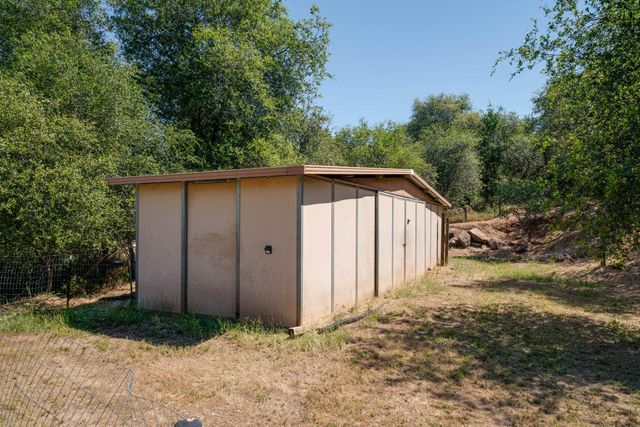 1761 Kelly Ln, Newcastle, CA 95658
