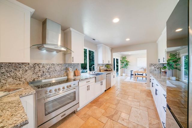 1761 Kelly Ln, Newcastle, CA 95658