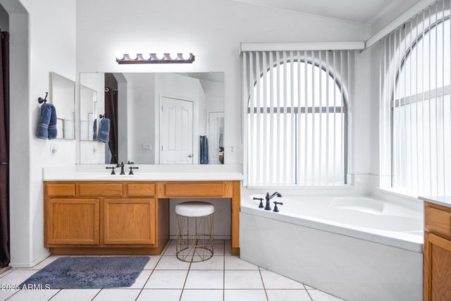 713 W JOHNSON Drive, Gilbert, AZ 85233