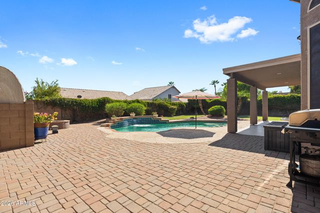 713 W JOHNSON Drive, Gilbert, AZ 85233