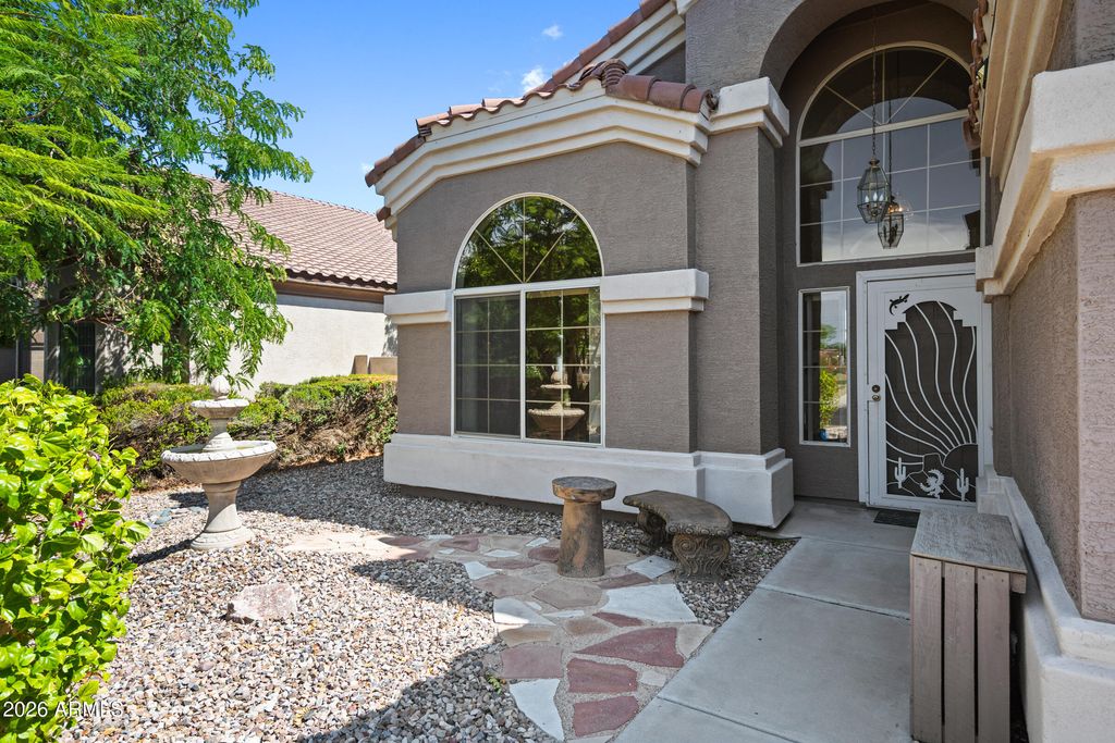 713 W JOHNSON Drive, Gilbert, AZ 85233 — photo 4