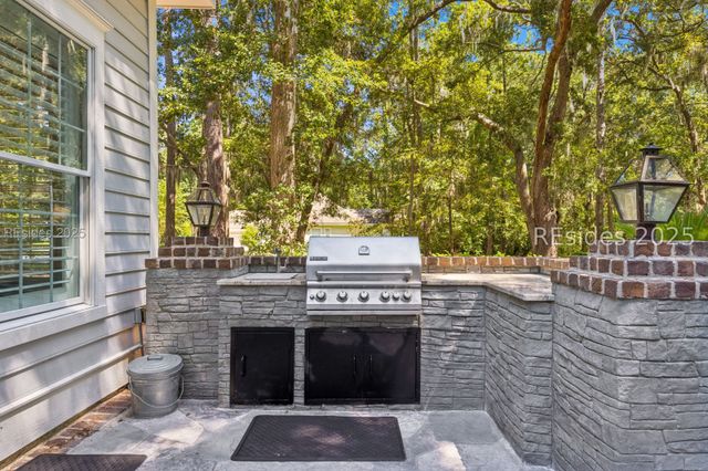 42 Newberry Ct, Bluffton, SC 29910