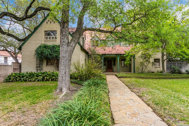 144 Thelma, San Antonio, TX 78212