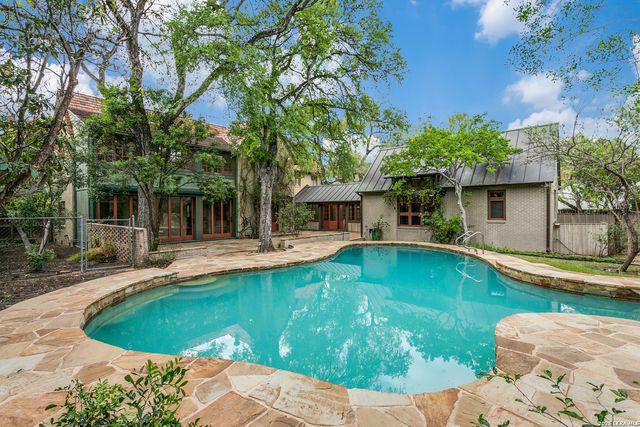 144 Thelma, San Antonio, TX 78212