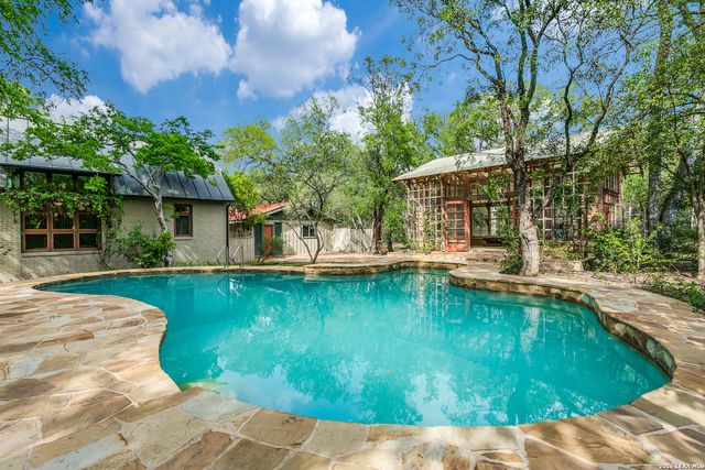 144 Thelma, San Antonio, TX 78212