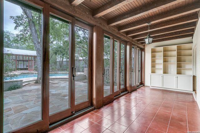 144 Thelma, San Antonio, TX 78212