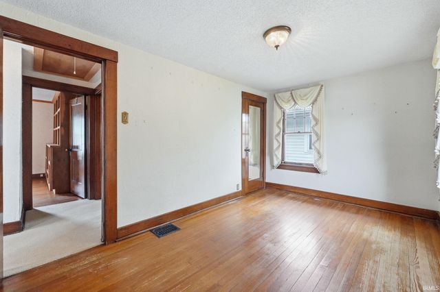 1706 Crescent Avenue, Fort Wayne, IN 46805