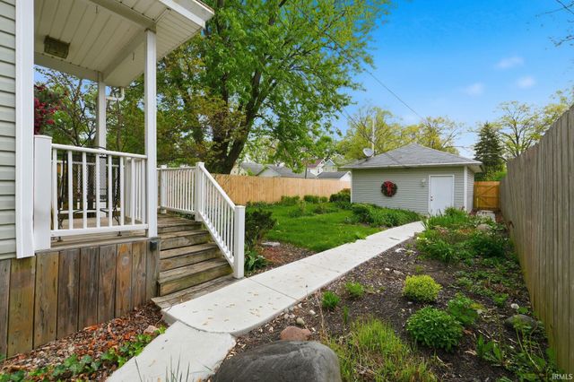 1706 Crescent Avenue, Fort Wayne, IN 46805