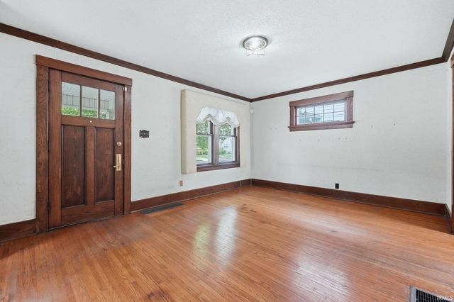 1706 Crescent Avenue, Fort Wayne, IN 46805