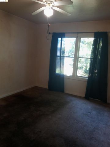 462 SPRINGS RD, Vallejo, CA 94590