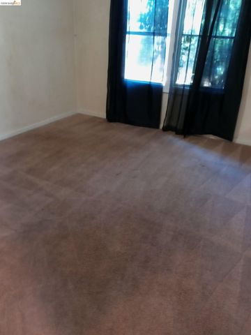 462 SPRINGS RD, Vallejo, CA 94590