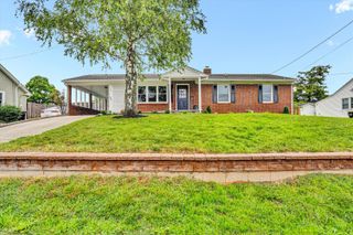 145 DONALD AVE, Rocky Mount, VA 24151