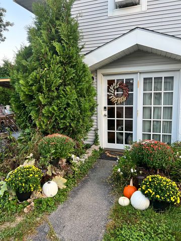 217 Ferry Road, Ferrisburgh, VT 05491