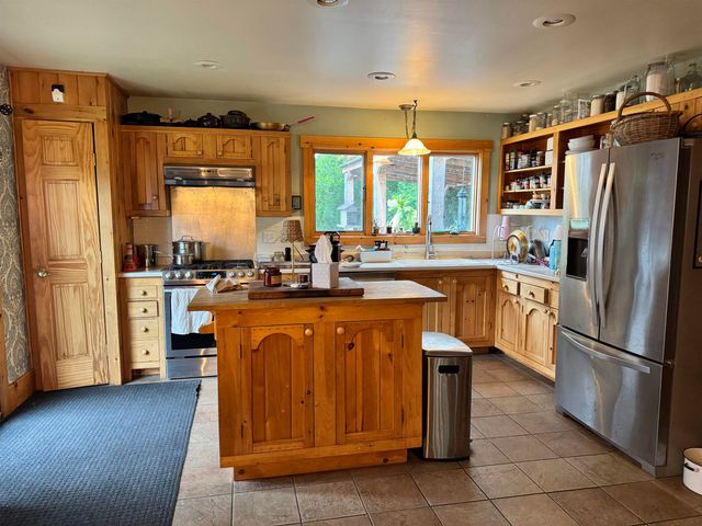 217 Ferry Road, Ferrisburgh, VT 05491