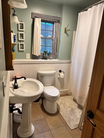 217 Ferry Road, Ferrisburgh, VT 05491