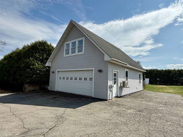 217 Ferry Road, Ferrisburgh, VT 05491