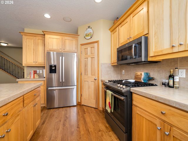3017 ALDERSGATE Dr, Newberg, OR 97132