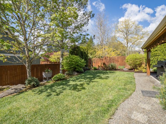 3017 ALDERSGATE Dr, Newberg, OR 97132
