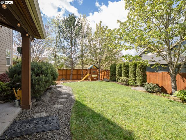 3017 ALDERSGATE Dr, Newberg, OR 97132