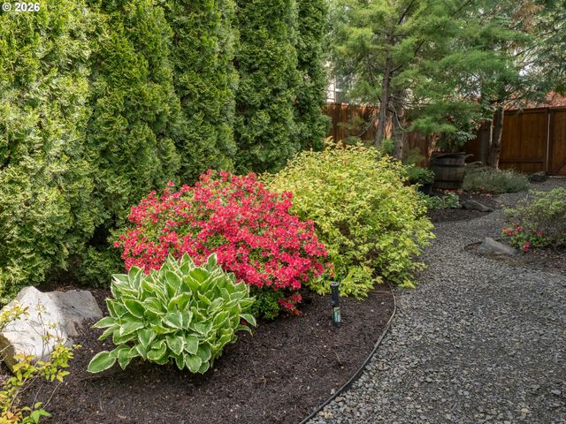 3017 ALDERSGATE Dr, Newberg, OR 97132