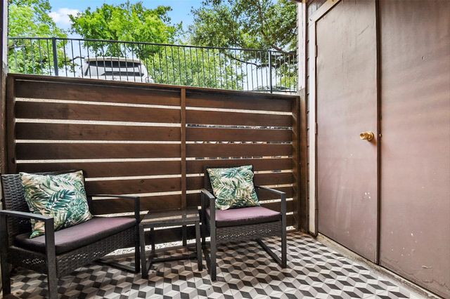 1840 Burton DR 192, Austin, TX 78741