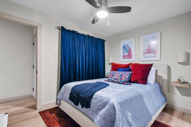 1840 Burton DR 192, Austin, TX 78741