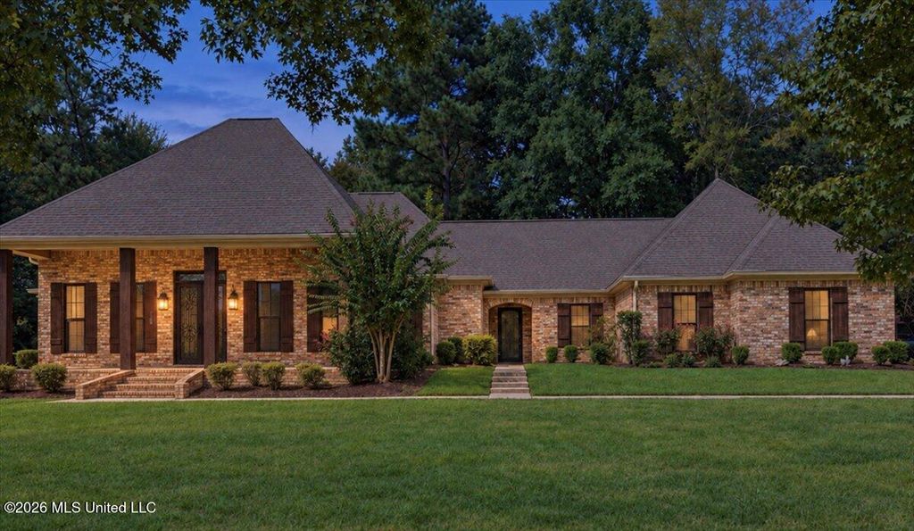 166 Stratford Drive, Brandon, MS 39042