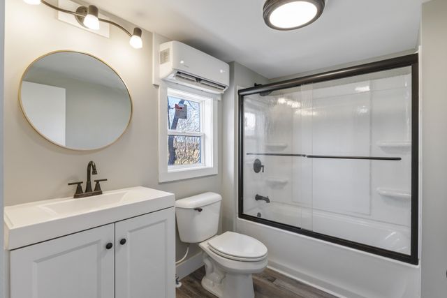 405 Fairfield Rd, Bethpage, TN 37022