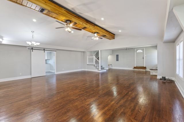 405 Fairfield Rd, Bethpage, TN 37022