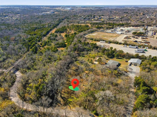 2809 Coombs Creek Drive, Dallas, TX 75211