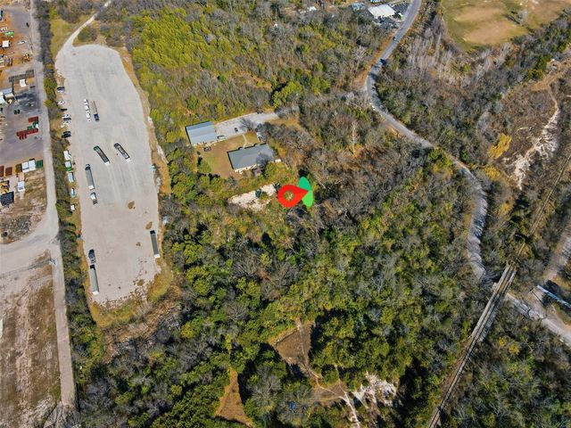 2809 Coombs Creek Drive, Dallas, TX 75211